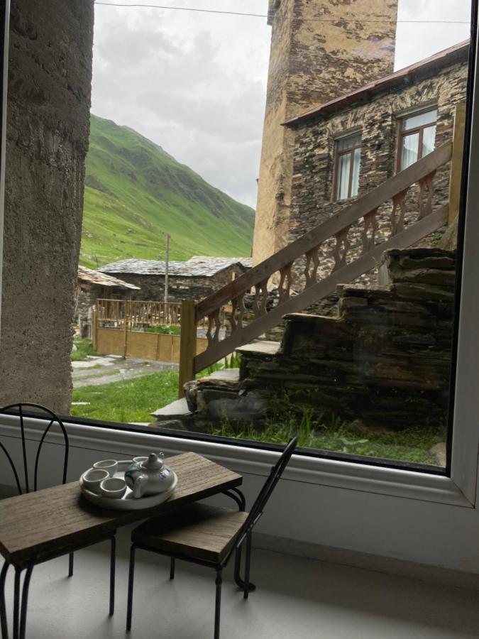 Nizharadze'S Tower Hotel Ushguli Ngoại thất bức ảnh